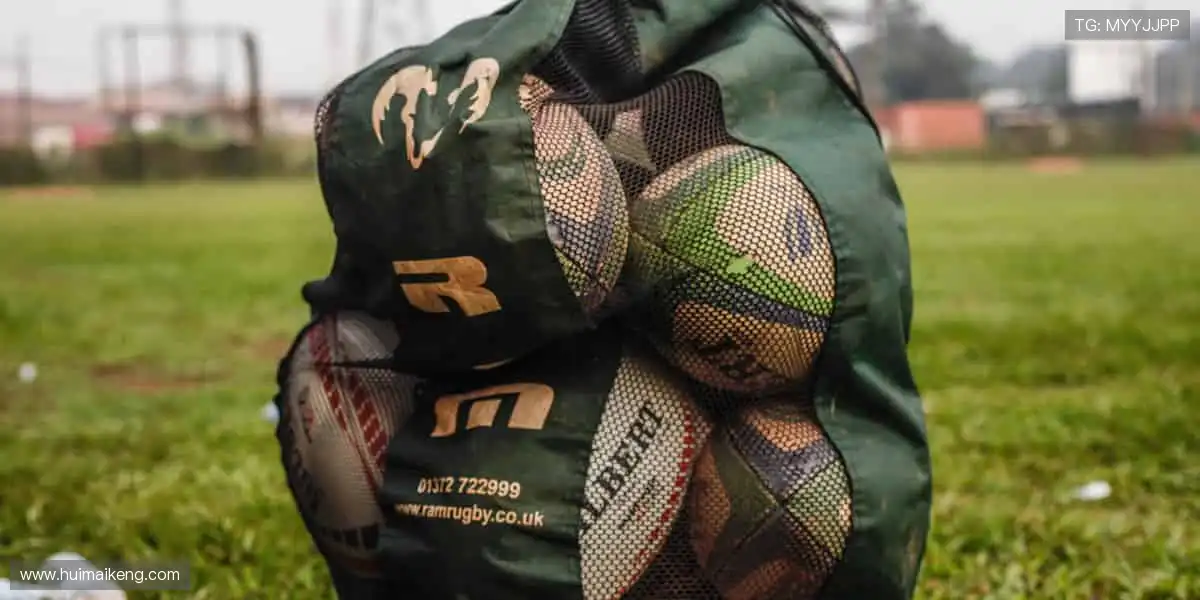 📱 边看边聊,弹幕刷屏,互动赢好礼!